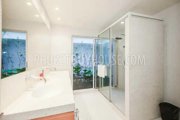 KAM5446: Bright and Airy 3 Bedroom Apartment in Kamala. Photo #18