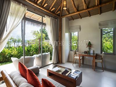 ISL5408: Individual Bungalow Villas with Ocean View in Coconut Island. Photo #11