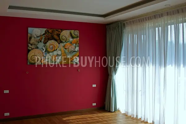 NAI5411: Luxury 3 Bedroom Villa near Nai Harn beach. Photo #6