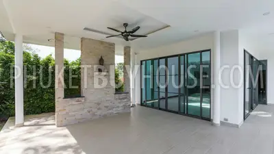NAI5411: Luxury 3 Bedroom Villa near Nai Harn beach. Photo #13