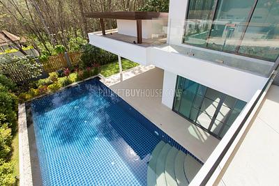 NAI5411: Luxury 3 Bedroom Villa near Nai Harn beach. Photo #17