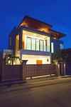 NAI5411: Luxury 3 Bedroom Villa near Nai Harn beach. Thumbnail #24