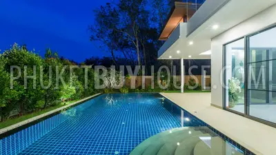 NAI5411: Luxury 3 Bedroom Villa near Nai Harn beach. Photo #25