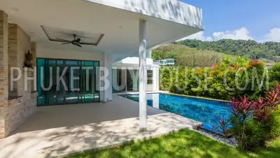 NAI5411: Luxury 3 Bedroom Villa near Nai Harn beach. Photo #33