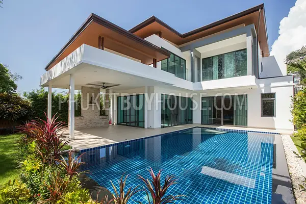NAI5411: Luxury 3 Bedroom Villa near Nai Harn beach. Photo #34