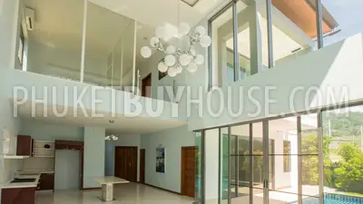 NAI5411: Luxury 3 Bedroom Villa near Nai Harn beach. Photo #42
