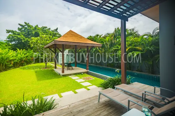 NAI5415: 3 Bedroom Villa with Terrace and Garden in Nai Harn. Photo #4