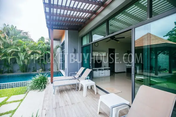 NAI5415: 3 Bedroom Villa with Terrace and Garden in Nai Harn. Photo #9