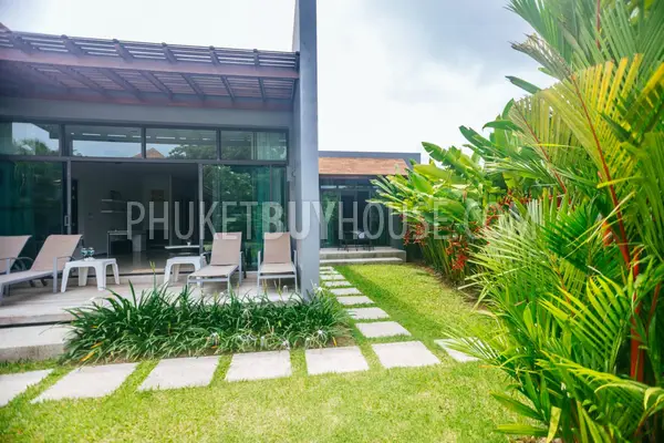 NAI5415: 3 Bedroom Villa with Terrace and Garden in Nai Harn. Photo #13