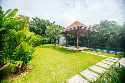 NAI5415: 3 Bedroom Villa with Terrace and Garden in Nai Harn. Photo #15