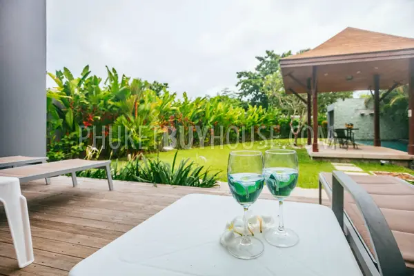 NAI5415: 3 Bedroom Villa with Terrace and Garden in Nai Harn. Photo #17