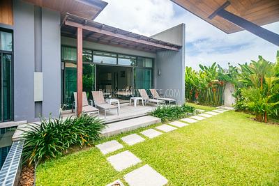 NAI5415: 3 Bedroom Villa with Terrace and Garden in Nai Harn. Photo #18