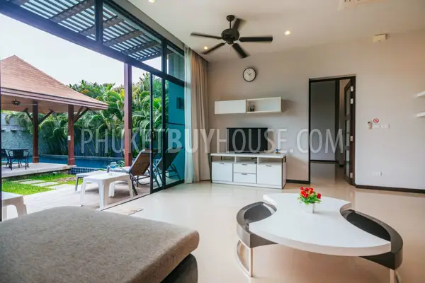 NAI5415: 3 Bedroom Villa with Terrace and Garden in Nai Harn. Photo #47