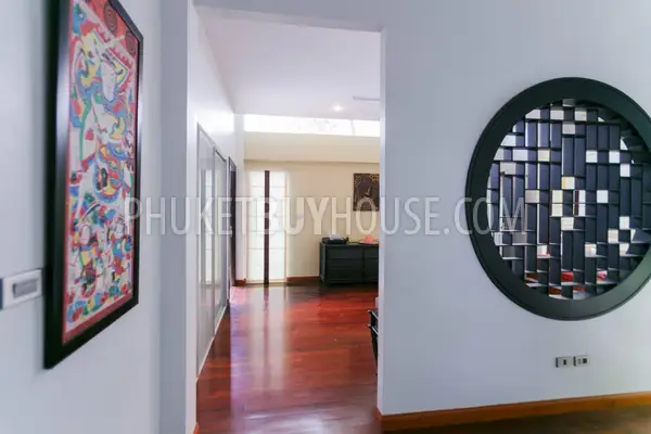 NAI5421: Comfortable 3 bedroom Villa with Private Pool in Nai Harn area. Photo #18