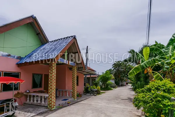 NAI5421: Comfortable 3 bedroom Villa with Private Pool in Nai Harn area. Photo #29