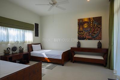 NAI5464: Beautiful 3 Bedroom Villa with Private Swimming Pool in the south of Phuket. Photo #16