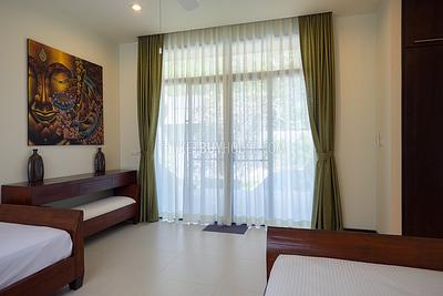 NAI5464: Beautiful 3 Bedroom Villa with Private Swimming Pool in the south of Phuket. Photo #17