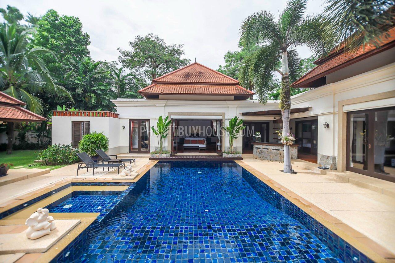BAN5476: Contemporary 4 Bedroom Thai-Balinese style Villa in Bangtao. Photo #3