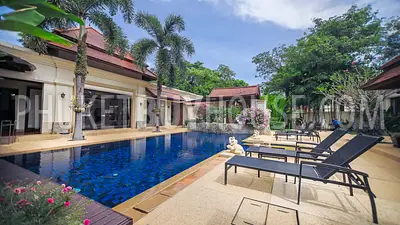 BAN5476: Contemporary 4 Bedroom Thai-Balinese style Villa in Bangtao. Fotoğraf #5