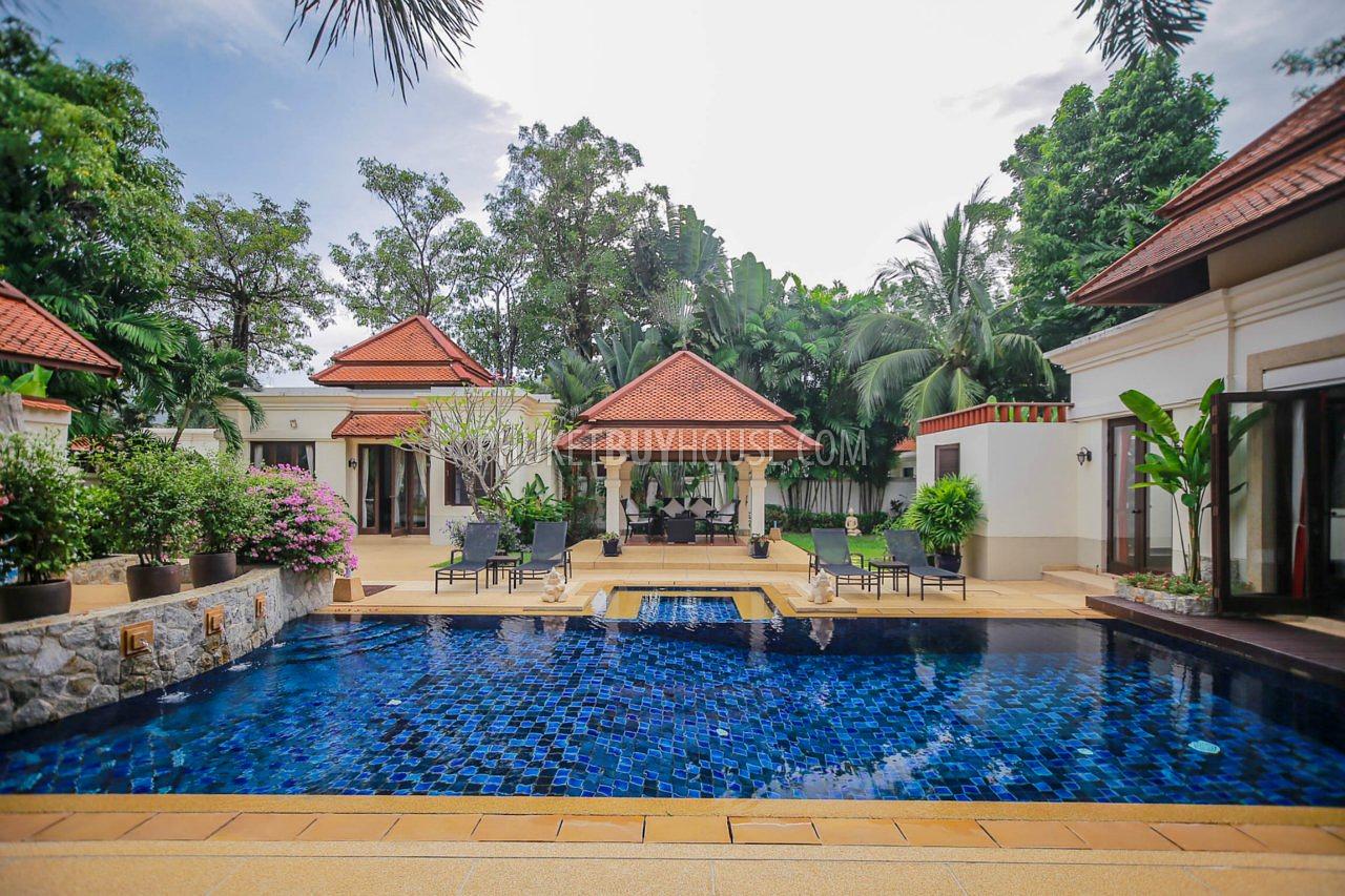 BAN5476: Contemporary 4 Bedroom Thai-Balinese style Villa in Bangtao. Photo #20