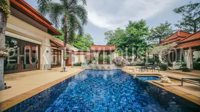 BAN5476: Contemporary 4 Bedroom Thai-Balinese style Villa in Bangtao. Fotoğraf #27