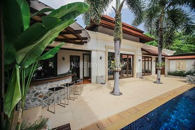 BAN5476: Contemporary 4 Bedroom Thai-Balinese style Villa in Bangtao. Photo #28
