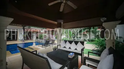 BAN5476: Contemporary 4 Bedroom Thai-Balinese style Villa in Bangtao. Fotoğraf #42