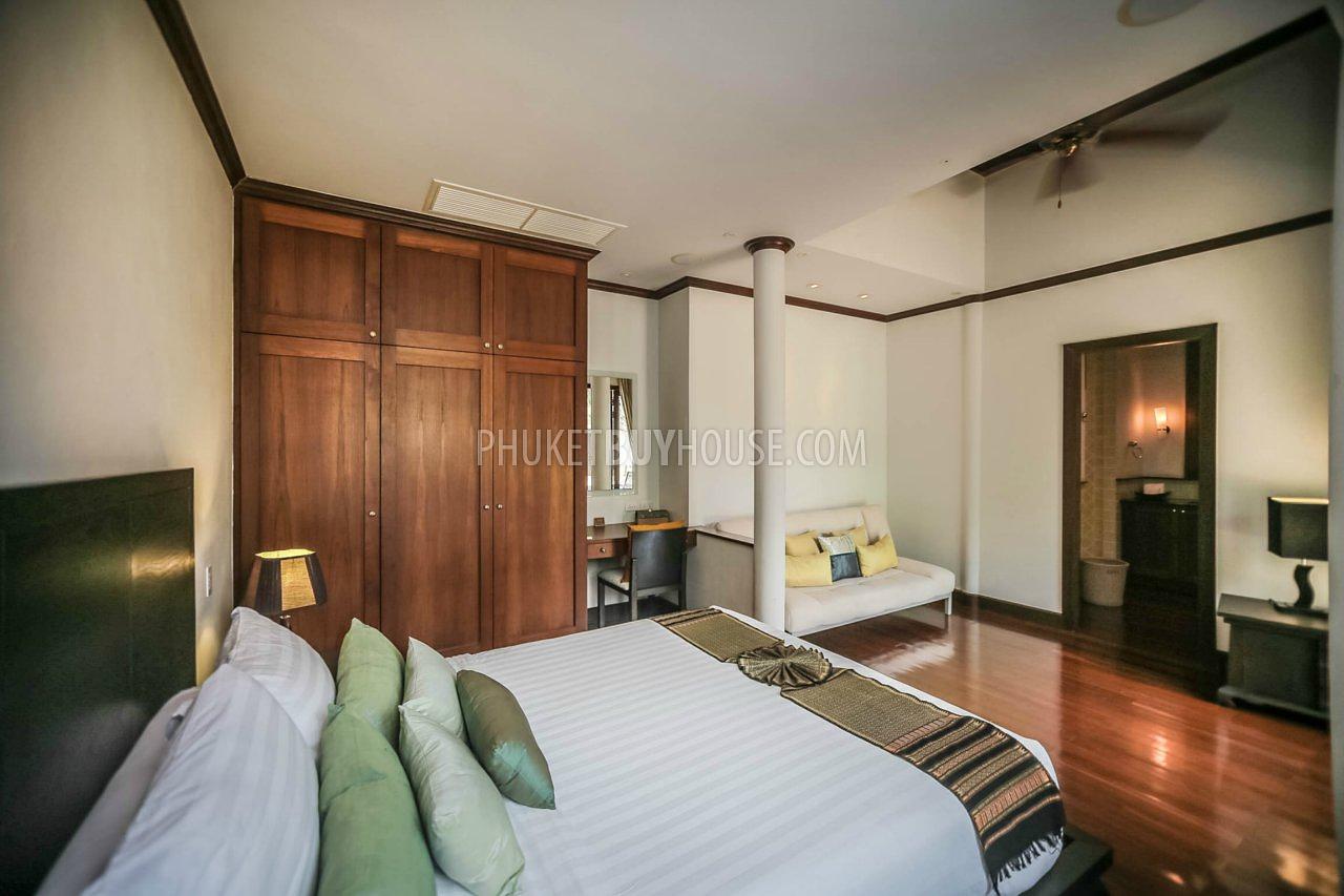 BAN5476: Contemporary 4 Bedroom Thai-Balinese style Villa in Bangtao. Photo #51