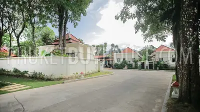 BAN5476: Contemporary 4 Bedroom Thai-Balinese style Villa in Bangtao. Fotoğraf #56