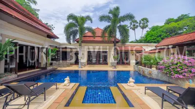 BAN5476: Contemporary 4 Bedroom Thai-Balinese style Villa in Bangtao. Fotoğraf #57
