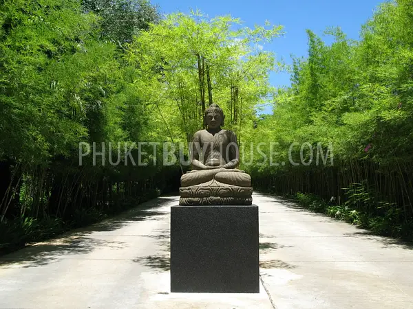 LAY5479: Spacious Villa in Luxury Resort in Layan Beach. Photo #3