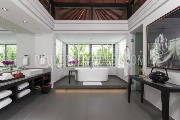 LAY5479: Spacious Villa in Luxury Resort in Layan Beach. Photo #7