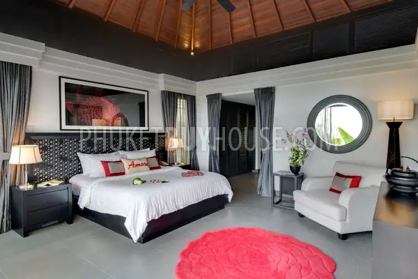 LAY5479: Spacious Villa in Luxury Resort in Layan Beach. Photo #16