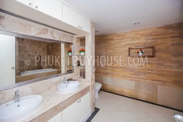 PAN5490: Large 2 Bedroom Apartment with Private Pool on Balcony. Fotoğraf #3