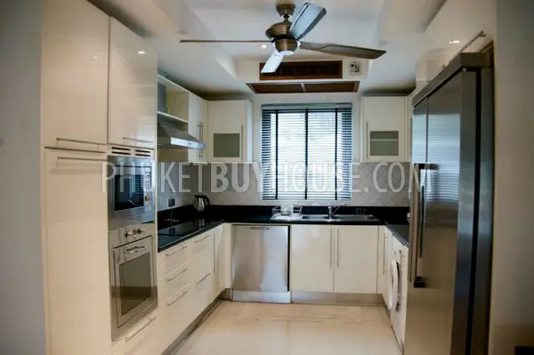 PAT5448: Amazing 3 Bedroom SeaView House in Patong. Photo #9