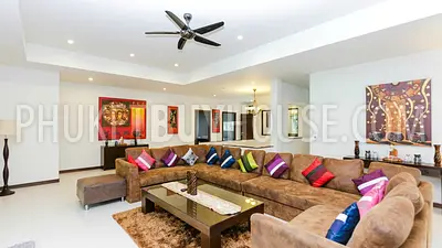 NAI5451: Amazing New Villa with 7 Bedrooms in Nai Harn. Photo #4