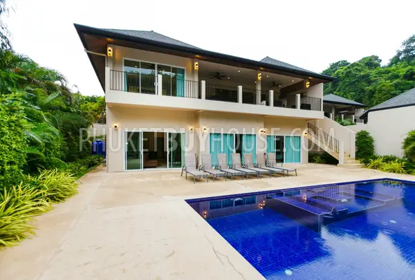 NAI5451: Amazing New Villa with 7 Bedrooms in Nai Harn. Photo #25