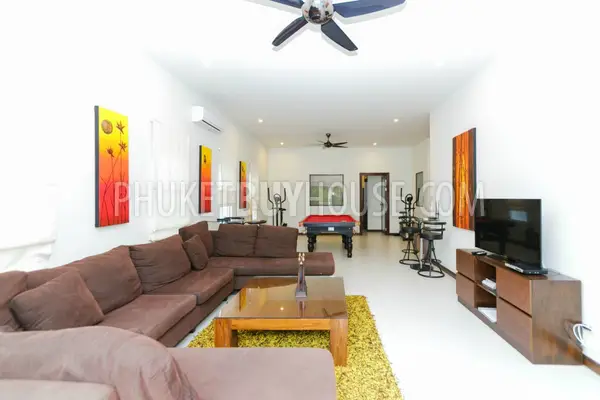 NAI5451: Amazing New Villa with 7 Bedrooms in Nai Harn. Photo #28