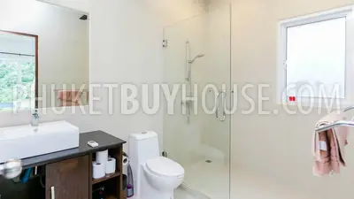 NAI5451: Amazing New Villa with 7 Bedrooms in Nai Harn. Photo #40