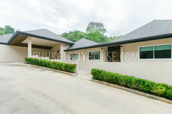 NAI5451: Amazing New Villa with 7 Bedrooms in Nai Harn. Photo #44