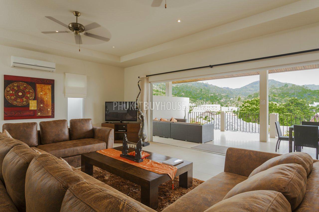 NAI5454: Stunning and Spacious 7 Bedroom Villa offers a Superb Rental Return. Photo #2