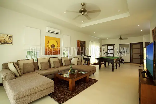 NAI5454: Stunning and Spacious 7 Bedroom Villa offers a Superb Rental Return. Photo #9