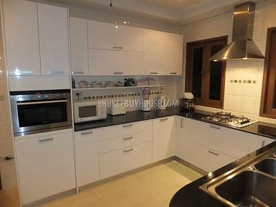 CHA5462: Cozy 2 Bedroom Pool Villa in Chalong. Photo #5