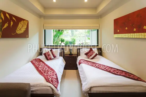NAI5512: Apartment For Sale Within Walking Distance from Beautiful Nai Harn Beach. Photo #5