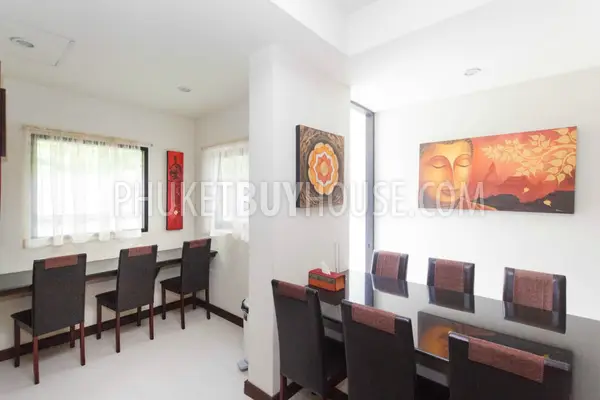 NAI5512: Apartment For Sale Within Walking Distance from Beautiful Nai Harn Beach. Photo #11