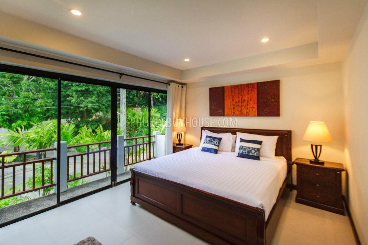 NAI5512: Apartment For Sale Within Walking Distance from Beautiful Nai Harn Beach. Photo #14