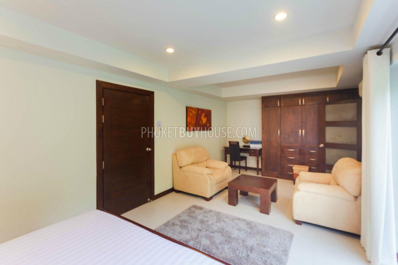 NAI5512: Apartment For Sale Within Walking Distance from Beautiful Nai Harn Beach. Photo #15