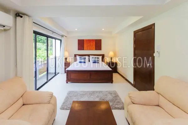 NAI5512: Apartment For Sale Within Walking Distance from Beautiful Nai Harn Beach. Photo #17