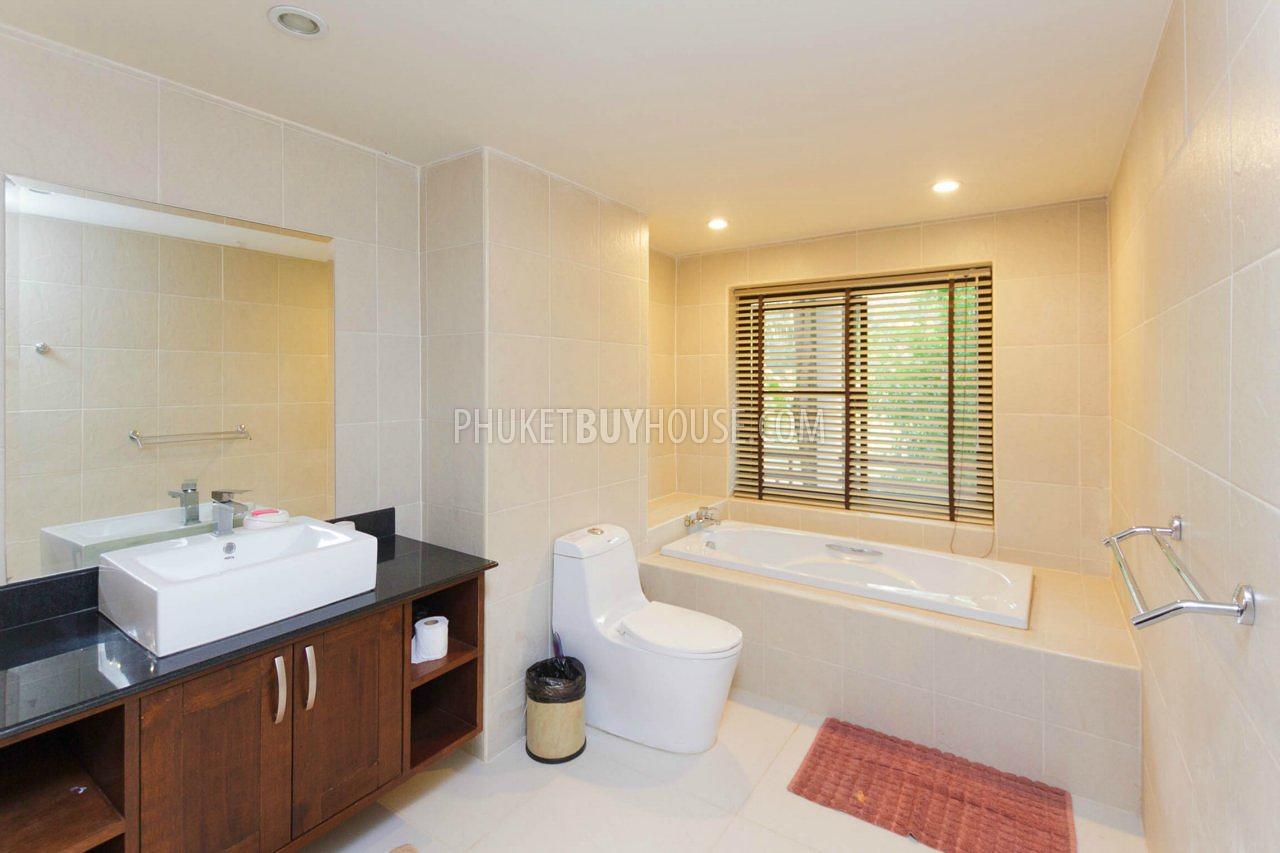 NAI5512: Apartment For Sale Within Walking Distance from Beautiful Nai Harn Beach. Photo #22