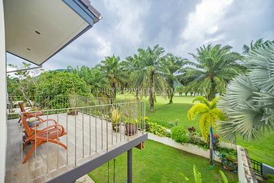 KAT5513: Luxury 4 Bedroom Villa in Kathu. Photo #27